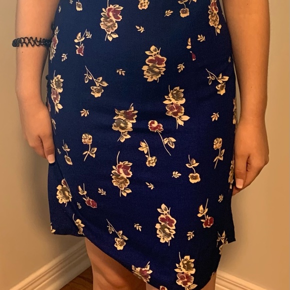 Floral Dress - Picture 2 of 4